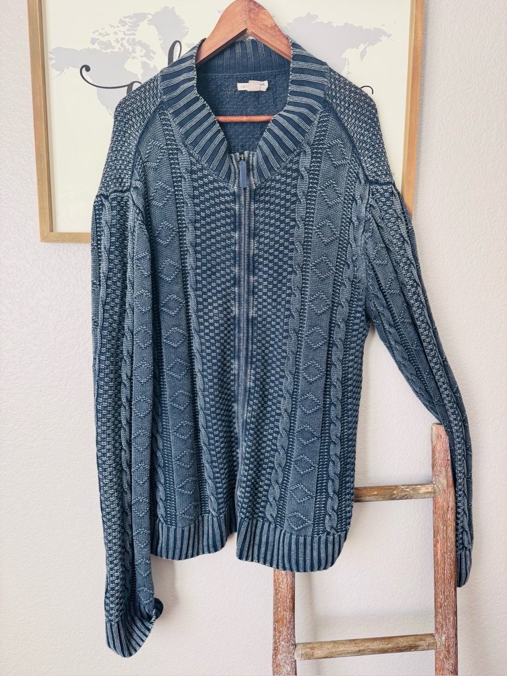 Mens Carbon to Cobalt blue zip up cardigan xl
